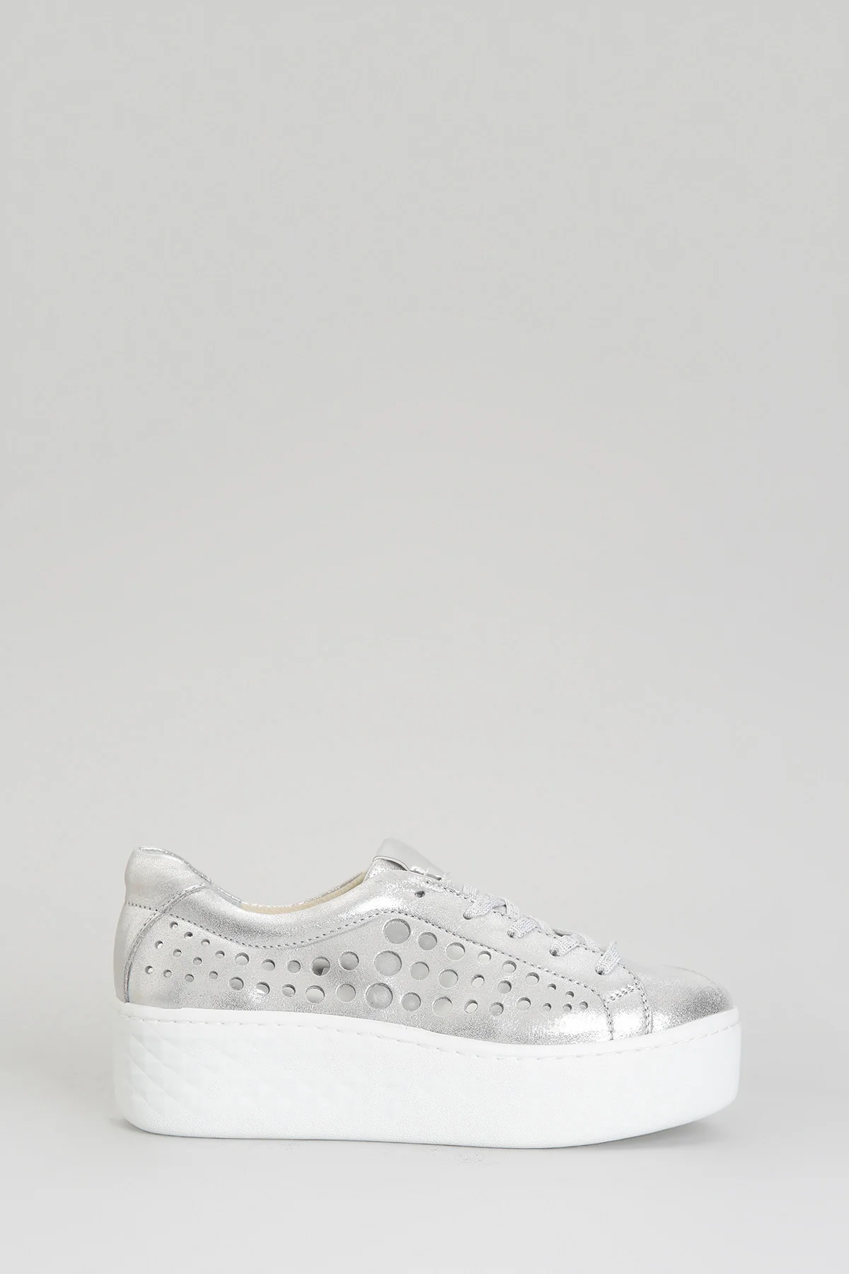 Kalın Gümüş Baskılı Tabanlı Kadın Sneaker - Image 3