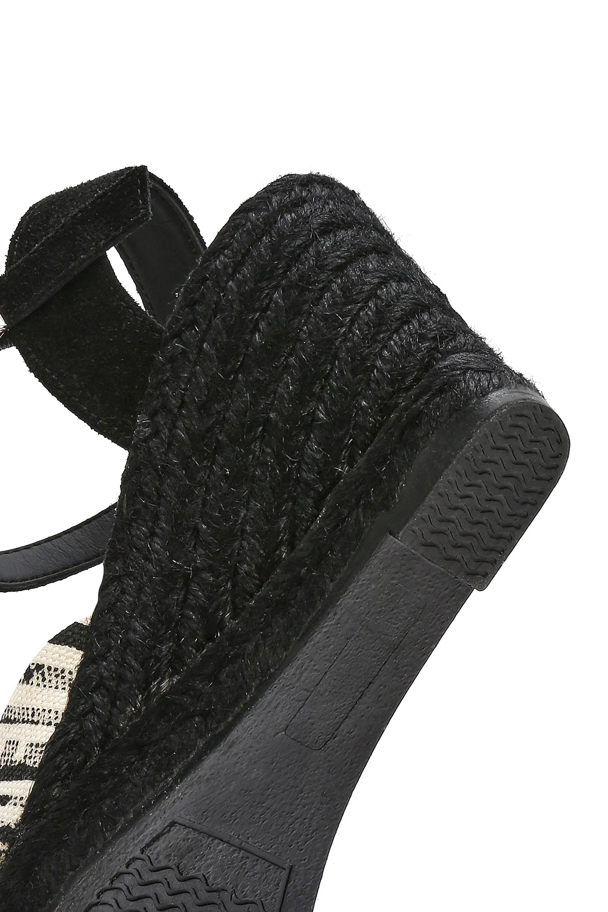 Kastamonu Taş Baskı Kadın Siyah Desenli Dolgu Topuklu Espadril Sandalet - Image 12