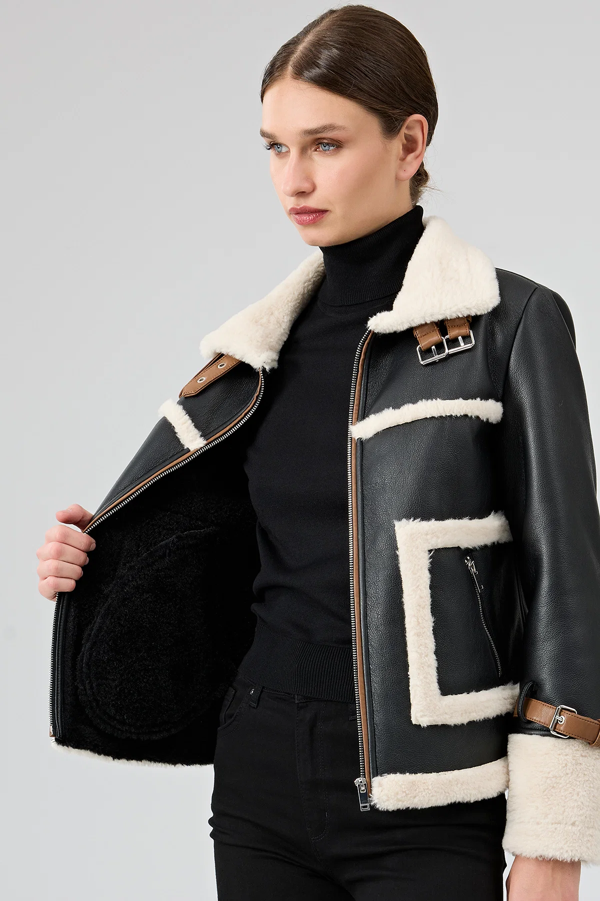 Megeve Kadın Siyah Kısa Teddy Mont - Image 8