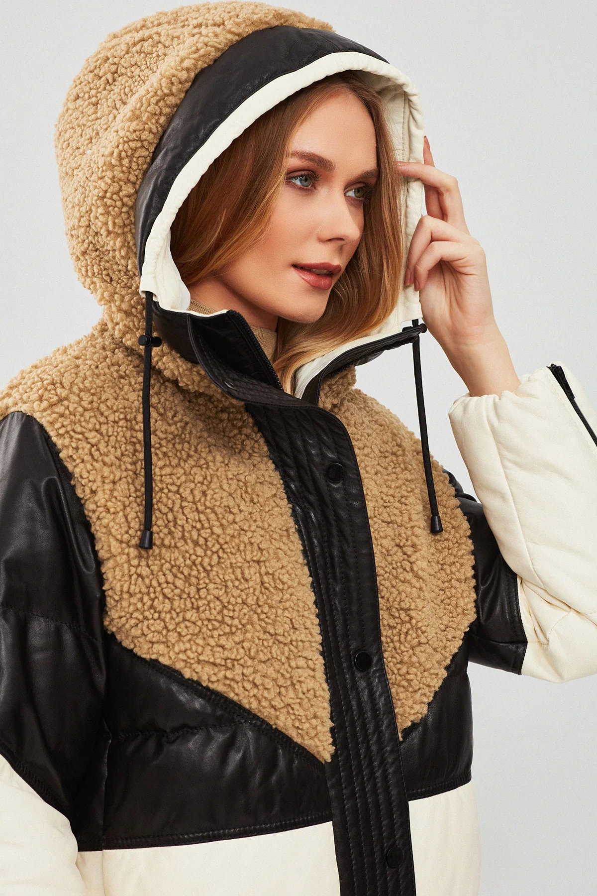 Monterosa Kadın Çok Renkli Kapüşonlu Teddy Kaban - Image 6