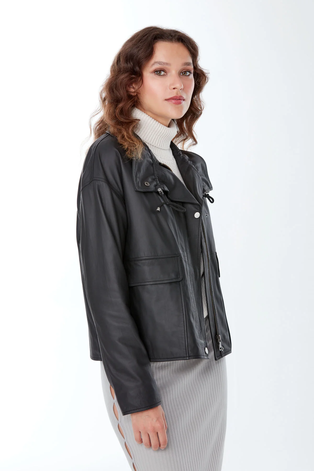 Nova Kadın Siyah Oversize Deri Ceket - Image 5