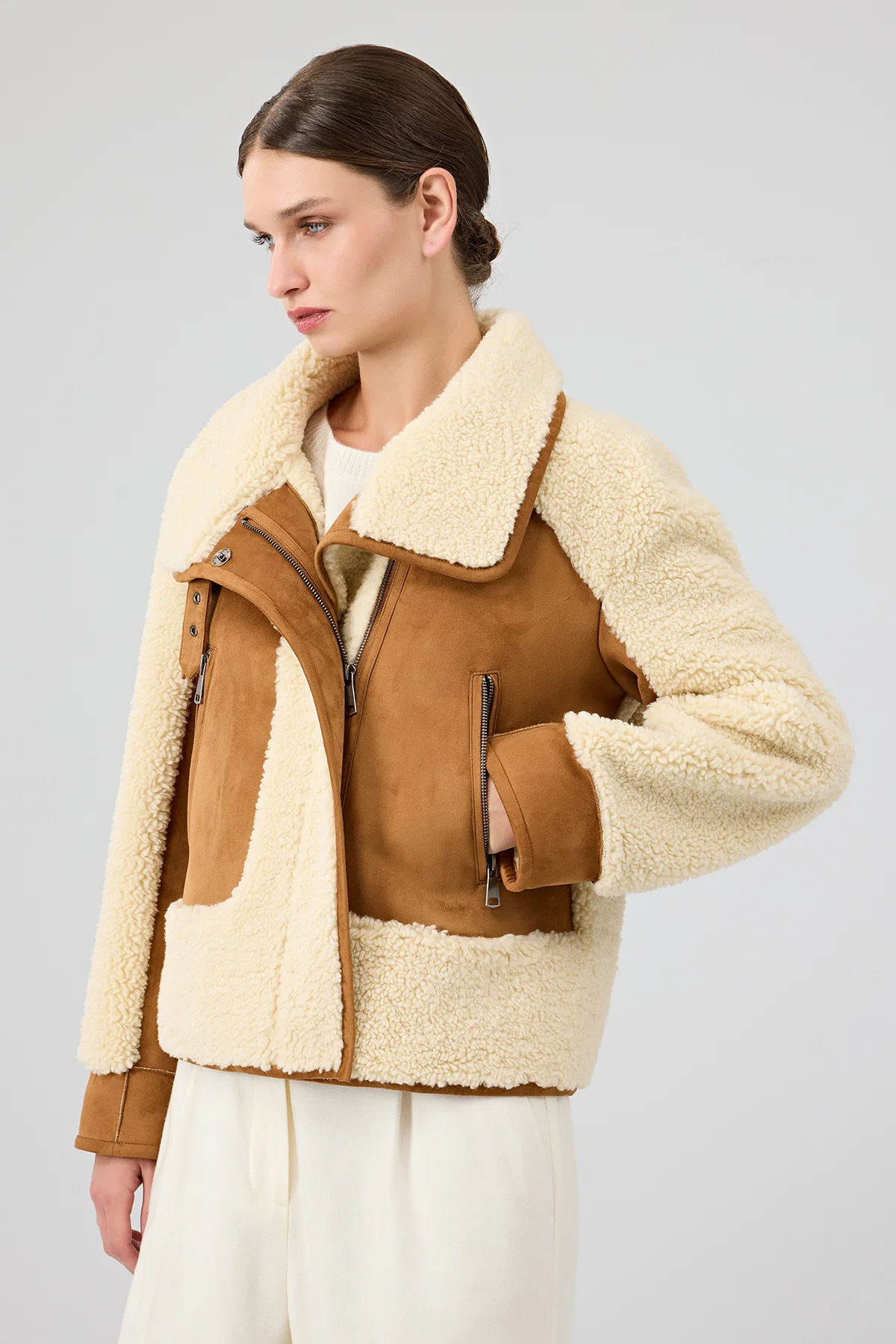 Samoens Kadın Bej Kısa Teddy Mont - Image 3