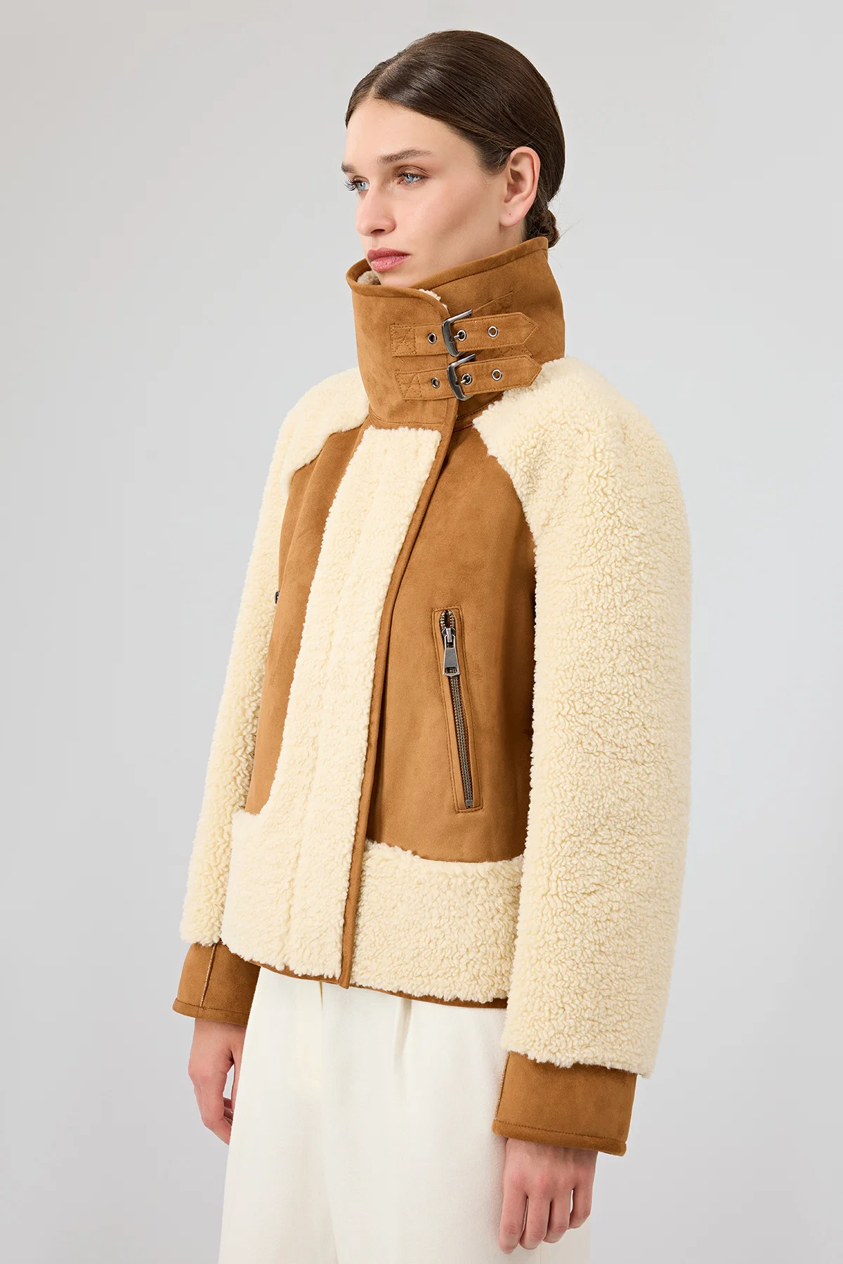 Samoens Kadın Bej Kısa Teddy Mont - Image 6