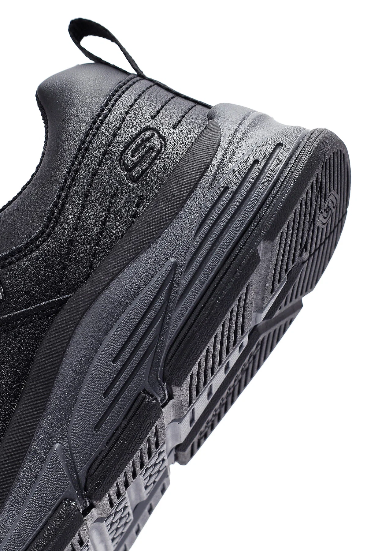 Skechers Erkek Siyah Bengao Bağcıklı Deri Sneaker - Image 8