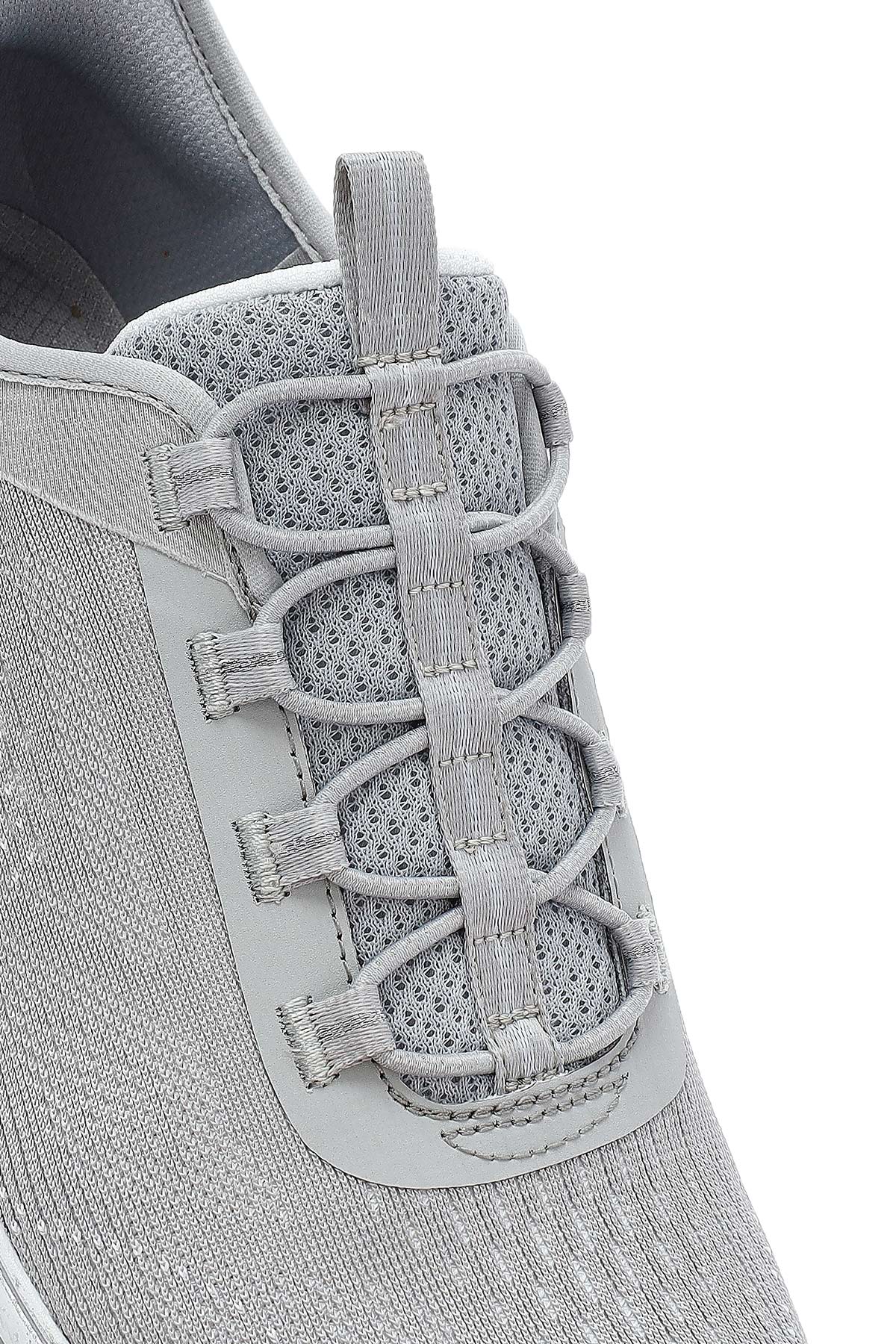 Skechers Kadın Gri Glide Step Gratify Bağcıklı Kumaş Sneaker - Image 9