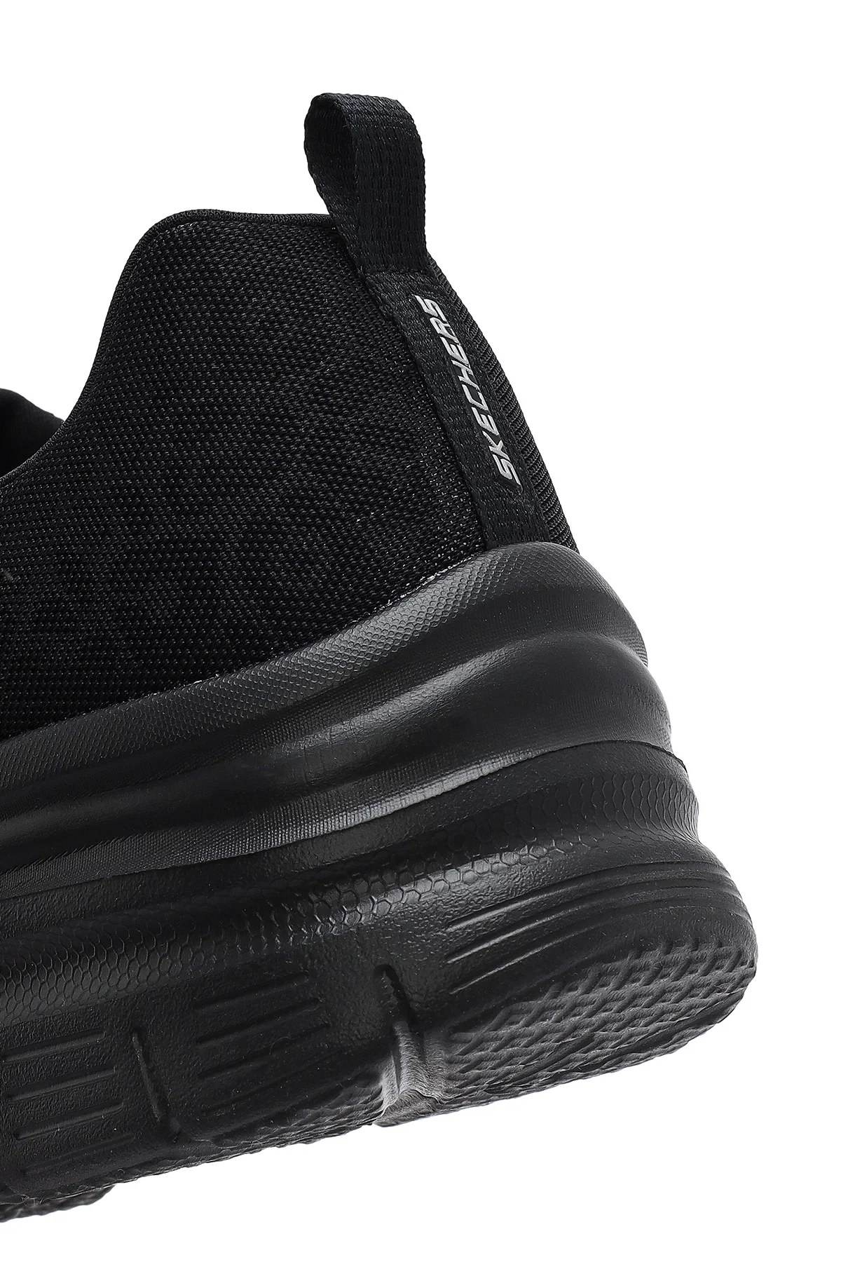 Skechers Kadın Siyah Fashion Fit Bağcıklı Kalın Tabanlı Kumaş Sneaker - Image 9