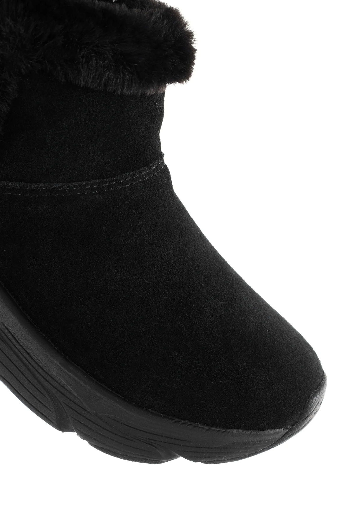 Skechers Kadın Siyah Max Cushioning Süet Deri Kalın Tabanlı Casual Bot - Image 9
