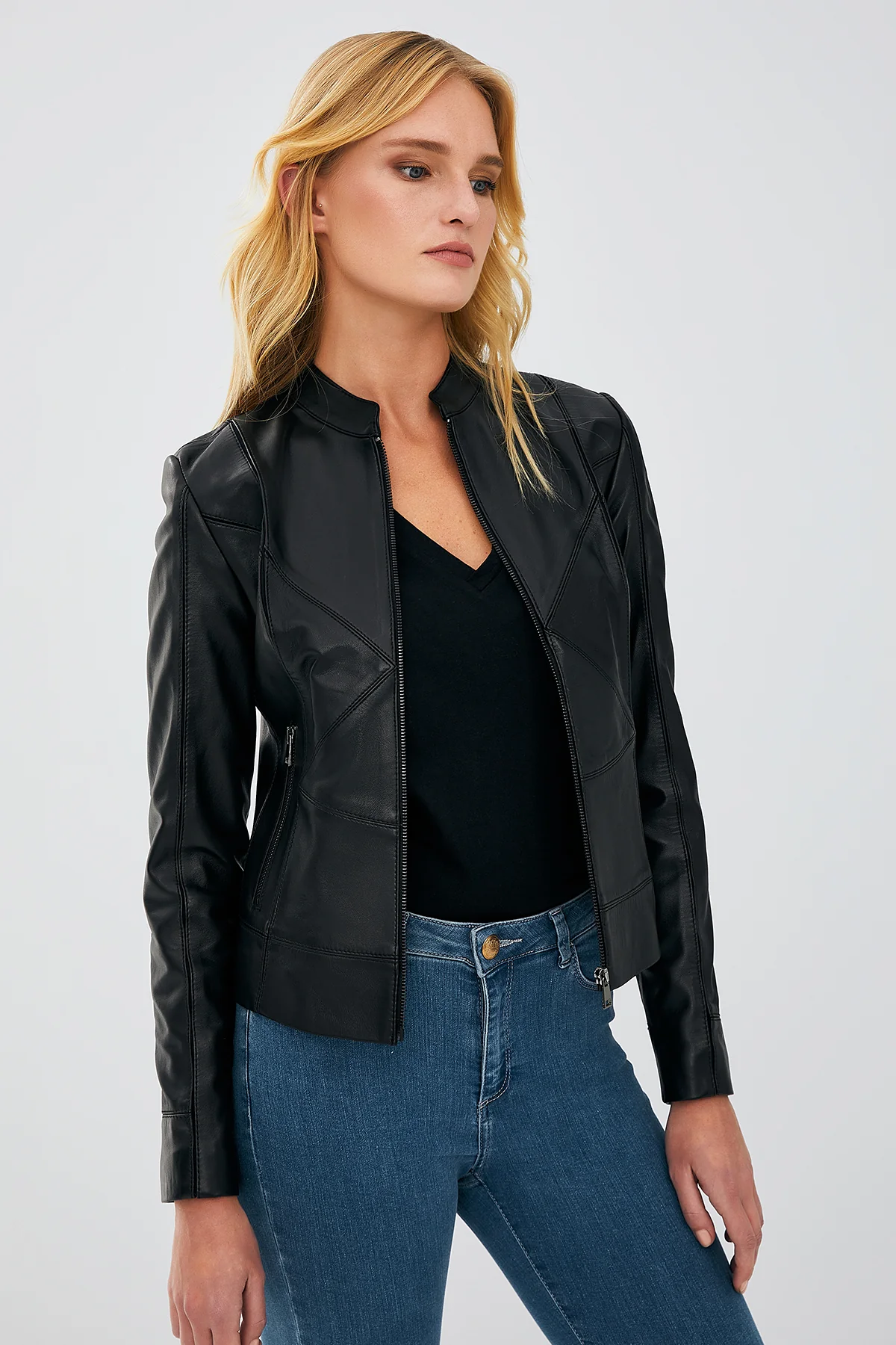 Tiffany Kadın Siyah Slim-Fit Kısa Deri Ceket - Image 2
