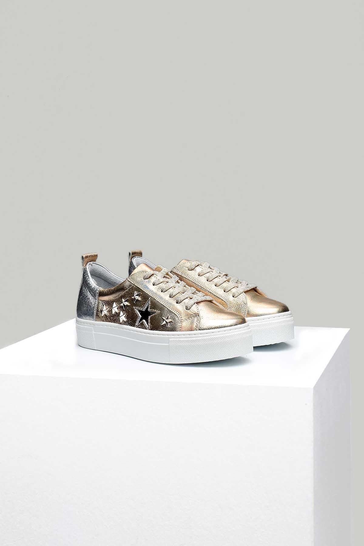 Yıldız Detaylı Gold Kadın Deri Sneaker - Image 5