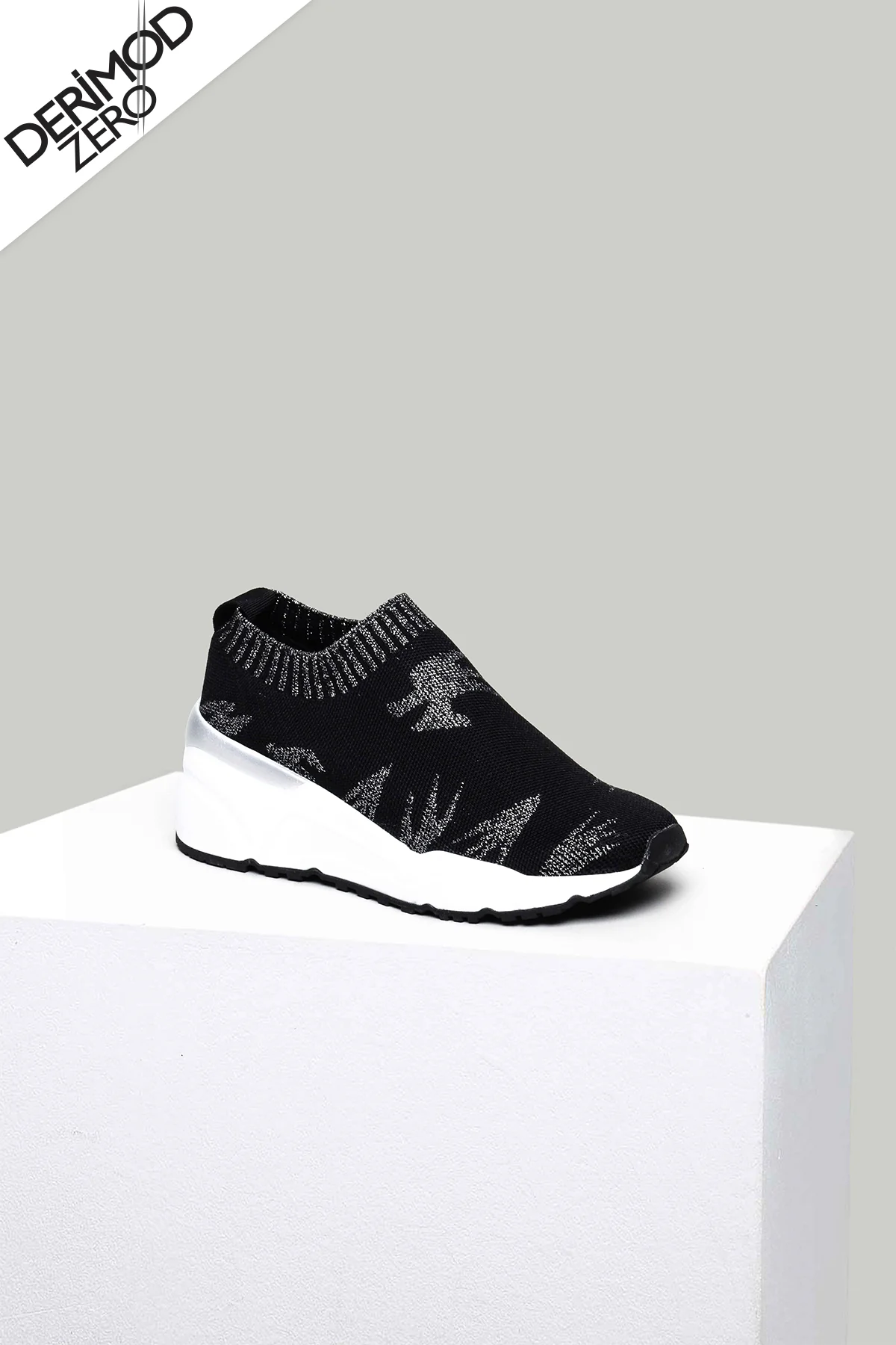 Yüksek Tabanlı Kadın Kumaş Sneaker - Image 2
